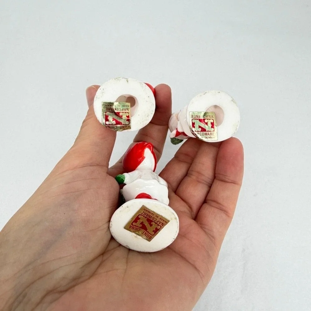 VTG Napcoware Spaghetti Figures Porcelain SET of 3 Girls Christmas Miniatures